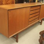 752 8643 Sideboard